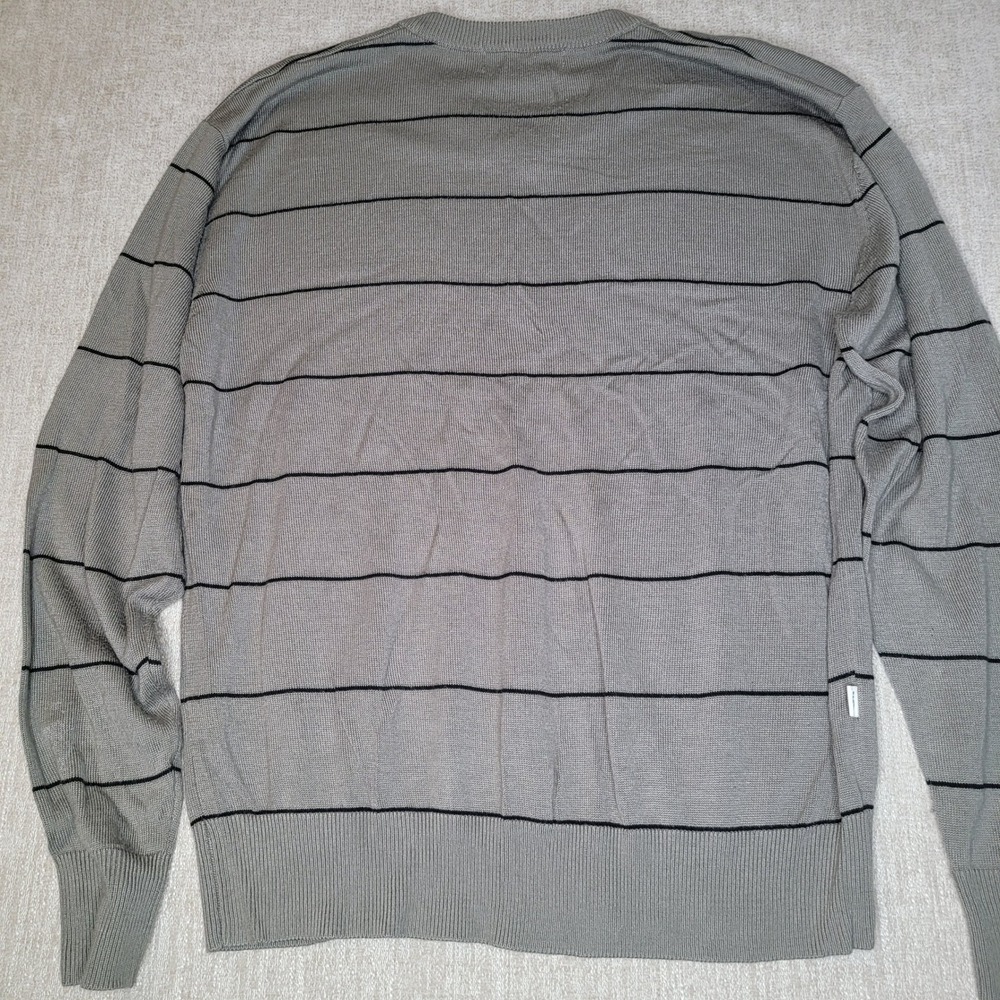 Koman Sweater Mens XL Gray Striped V-Neck Long Sleeve Acrylic Pullover - Picture 2 of 9